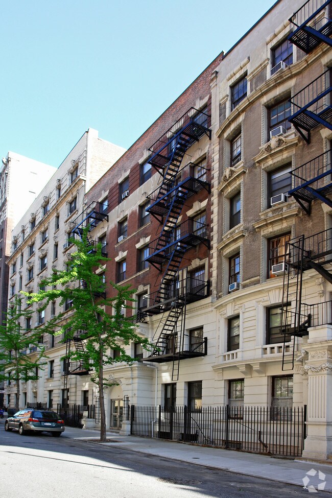 Building Photo - 349 W 85th St