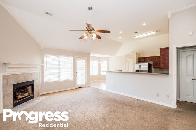 Building Photo - 6254 Ravenwood Park Dr N