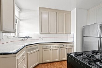 Building Photo - 1525 S Beverly Dr