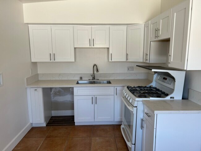 Foto del edificio - 294 N Cherry St