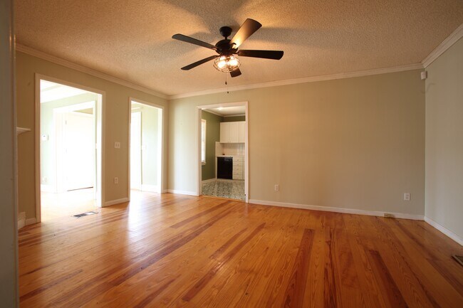Foto del edificio - 3612 North St NW