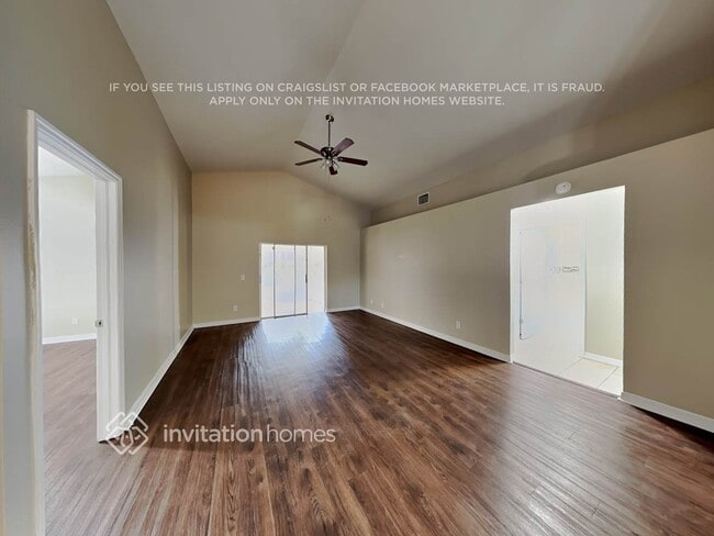 Foto del edificio - 11323 Jim Ct