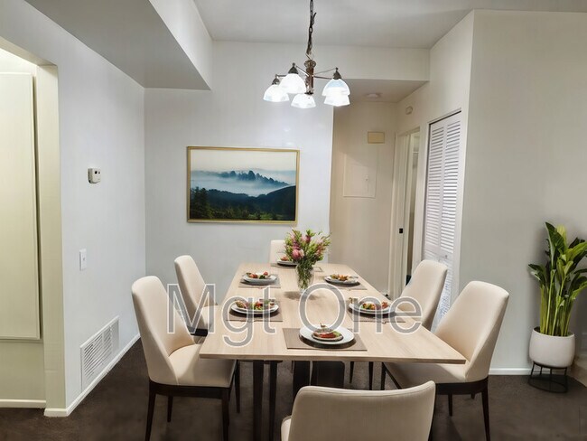Building Photo - 18902 Canyon Hill Dr