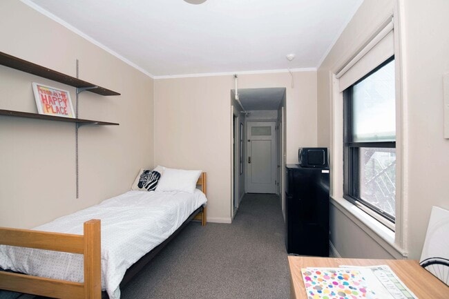 Interior Photo - Broadview Hall