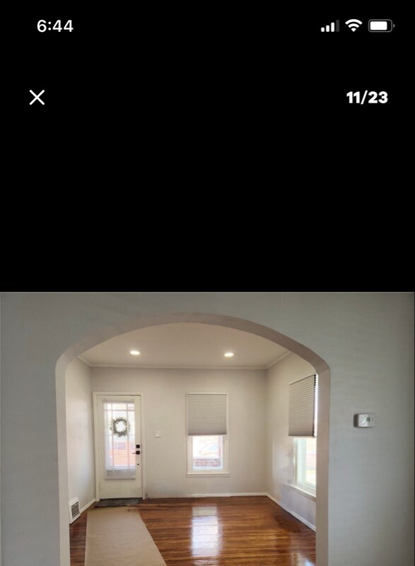 Foto del edificio - 2424 Valentine St