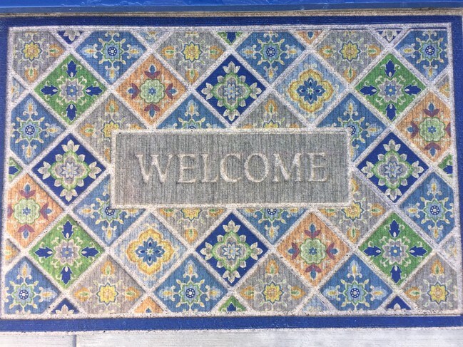 Welcoming - 3735 Cerritos Ave