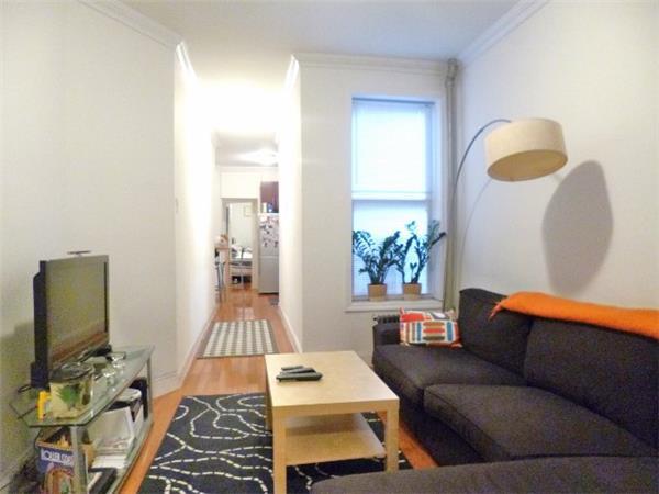 Foto del edificio - 160 E 107th St