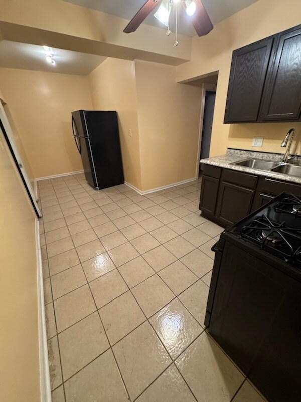 Foto del edificio - 2908 W Fillmore St