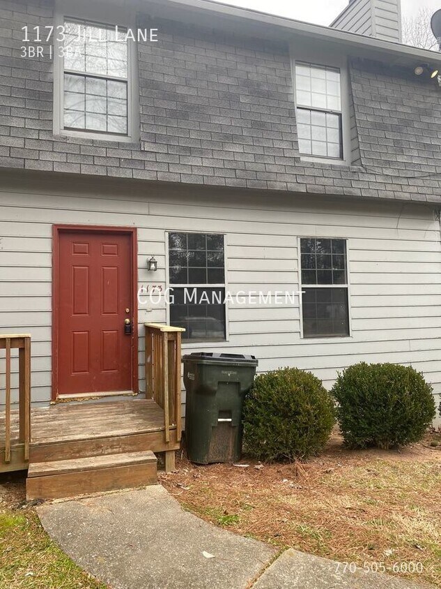 NEWLY RENOVATED 3 Bedroom 2.5 Bath House for Rent in Marietta, GA