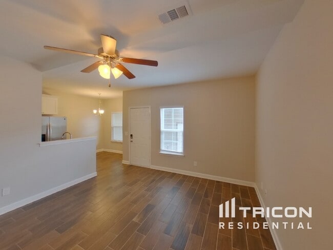 Foto del edificio - 2271 Cason Ln