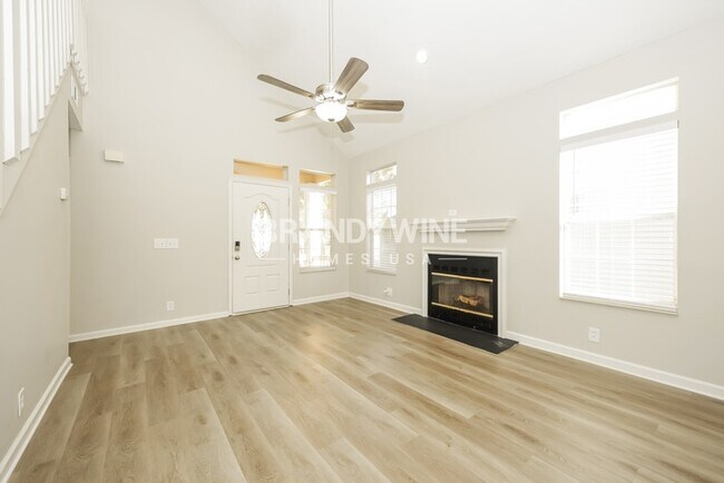 Foto del edificio - 5929 Colchester Dr