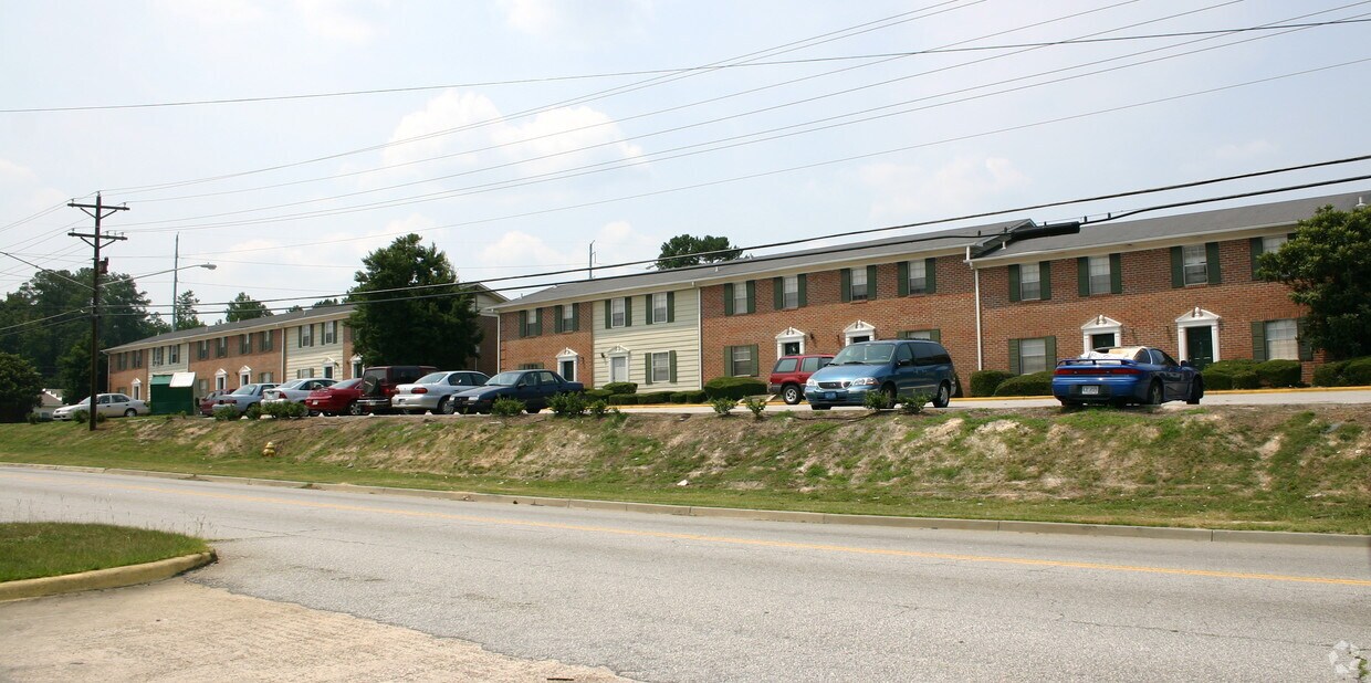Salem Arms Apartments in Augusta, GA