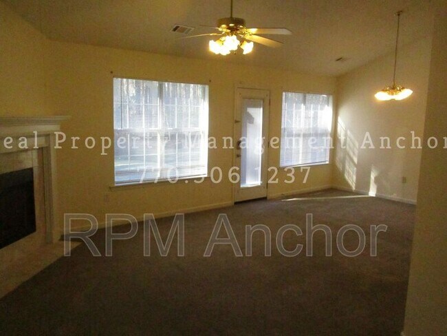 Building Photo - 50 Creekstone Ct