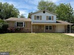 Foto principal - 7905 Esther Dr
