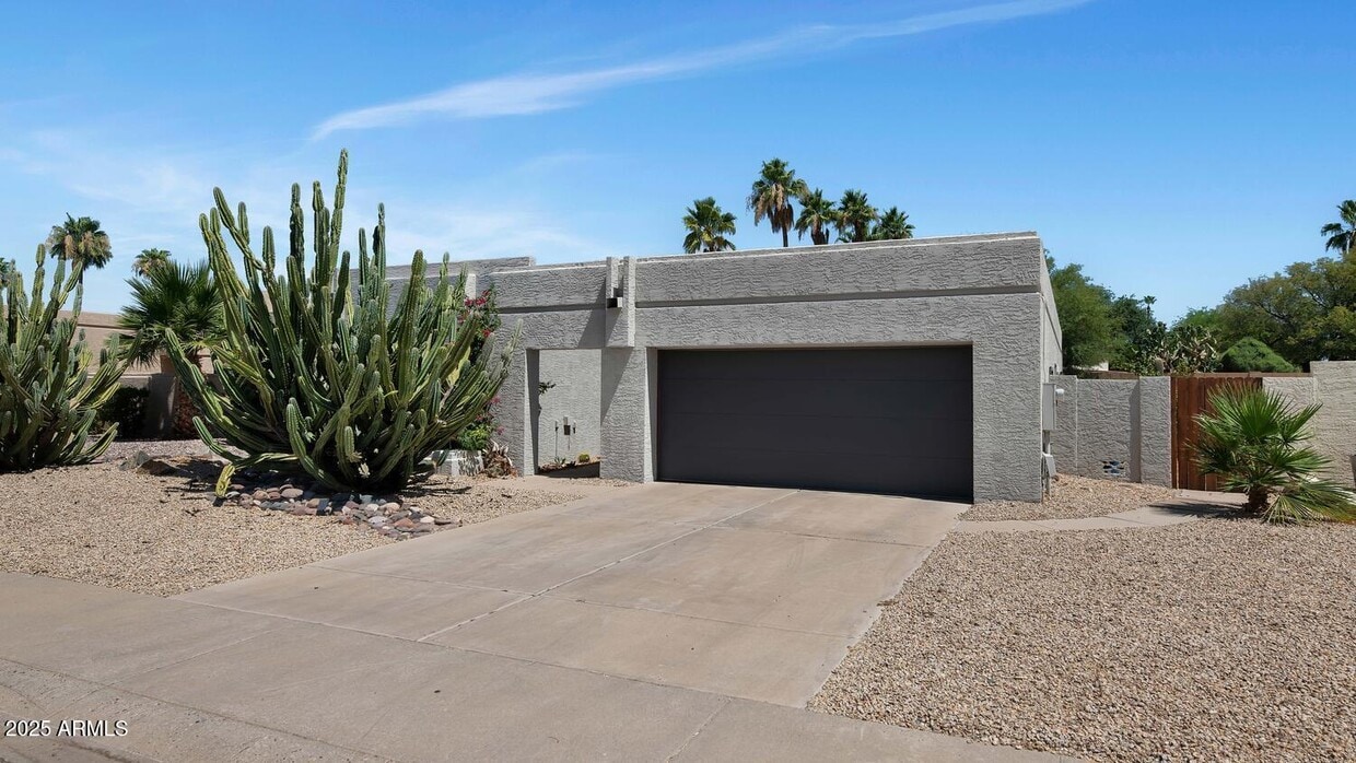 Foto principal - 6614 E Kelton Ln