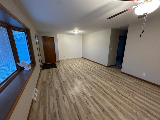 Foto del edificio - 3019 S Prairie Ave