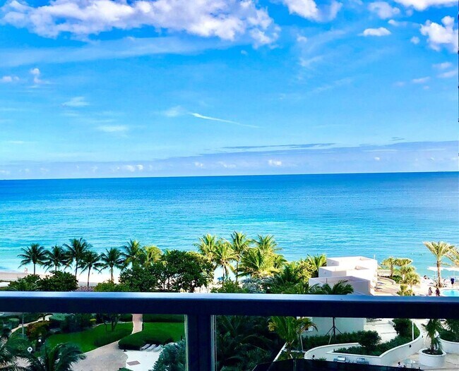 Building Photo - 3101 S Ocean Dr