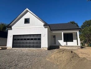 Building Photo - 127 Euclid Ave