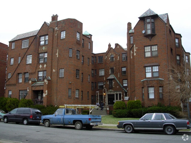 Building Photo - Whitmore Apartments