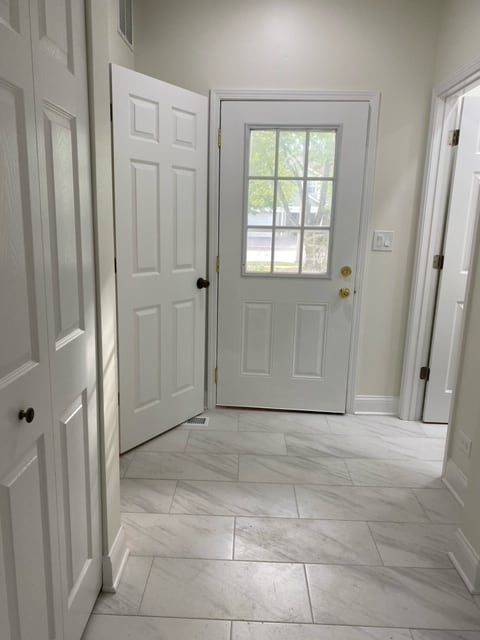 Building Photo - 1134 Regency Dr