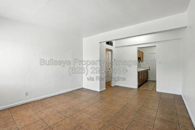 Foto del edificio - 303 W Highland Ave