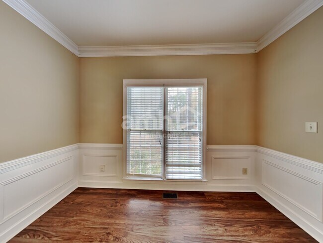 Building Photo - 2620 Loch Way