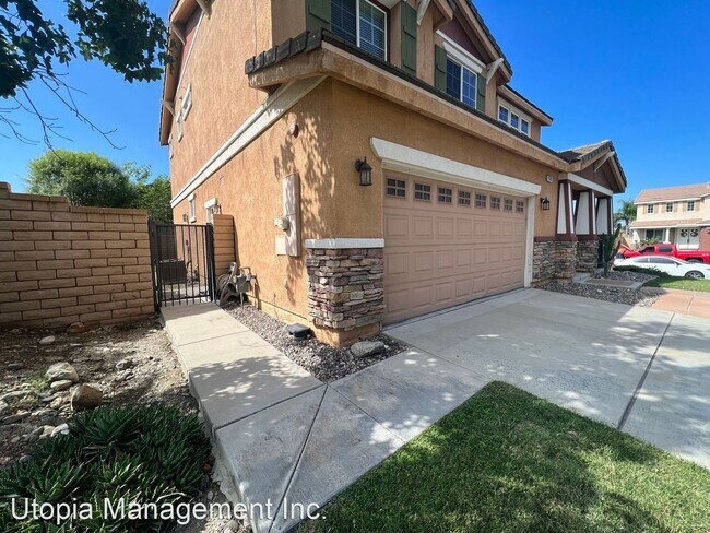 Foto del edificio - 4 br, 3 bath House - 15131 Crane St