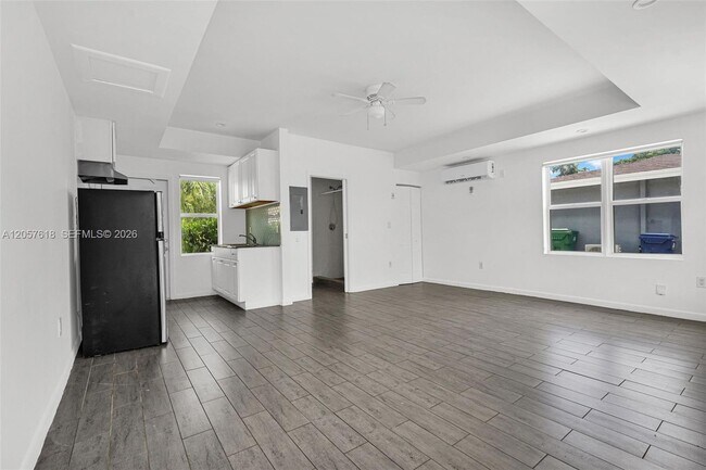 Foto del edificio - 529 NW 88th St