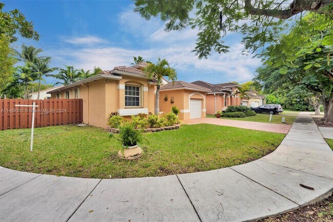 Foto del edificio - 9437 SW 183rd Terrace