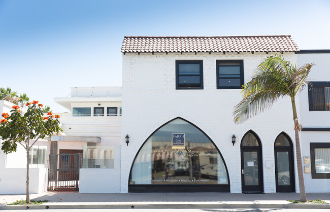 Building Photo - 511 E Balboa Blvd