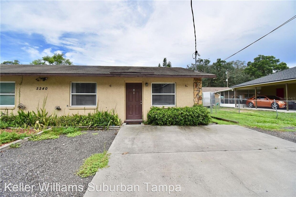 5240 Cherry Ave, Seffner, FL 33584 House Rental in Seffner, FL