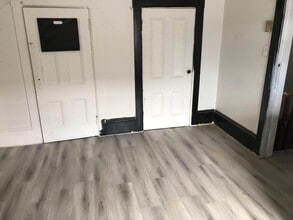 104 Duke St