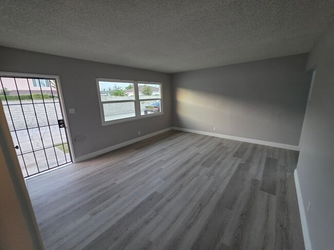 Building Photo - 8565 Walker St