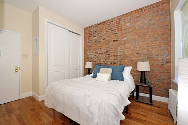 Foto del edificio - 237 Sullivan St