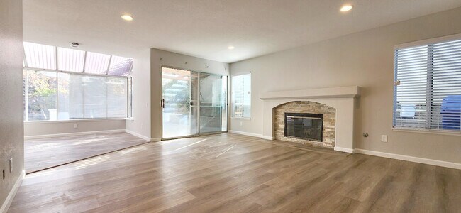 Family room - 10858 Autillo Way
