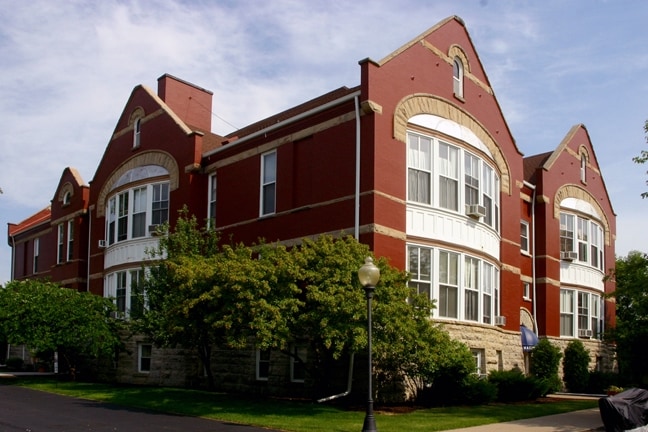 Building Photo - Washington Plaza Apartments