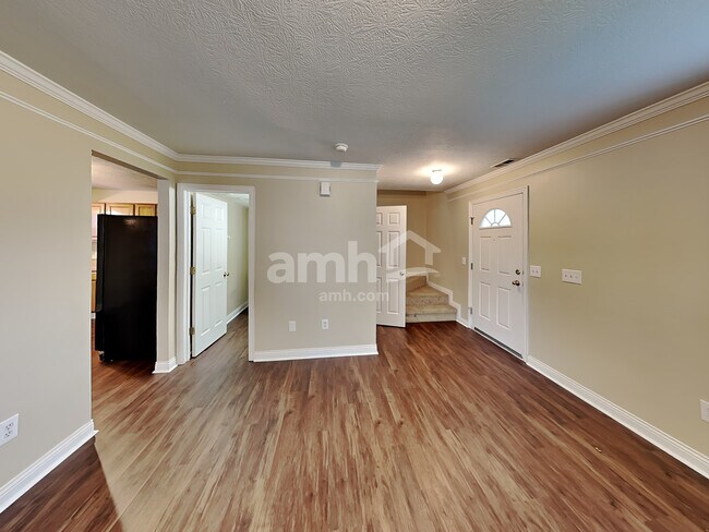 Foto del edificio - 7064 Winterbek Ave