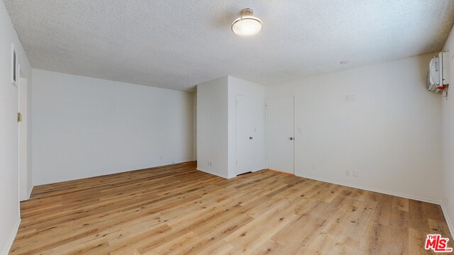 Foto del edificio - 1827 Manning Ave