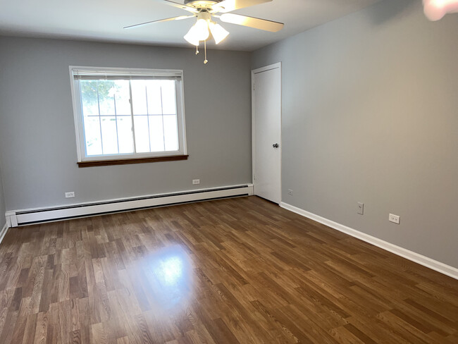 Building Photo - 7520 Country Ln