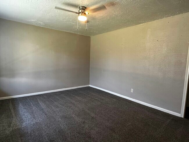 Foto del edificio - 2711 Orchard Dr