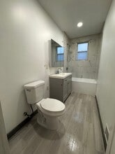 Building Photo - 77 Marshall St