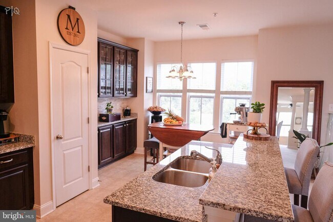 Building Photo - 318 Orchard Ridge Dr