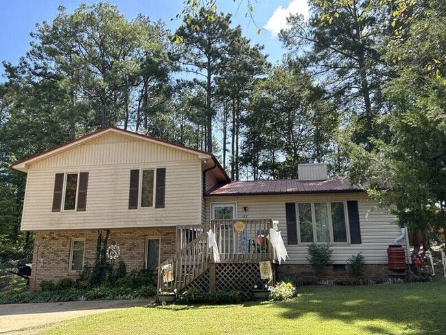 Photo - 122 Cedar Creek Cir House