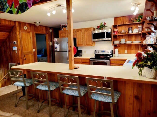 Building Photo - Cozy Gatlinburg Home