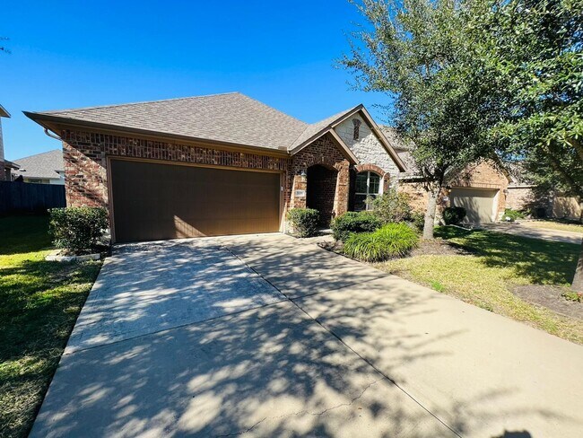 Foto del edificio - 8119 Sweet Gardens Ct
