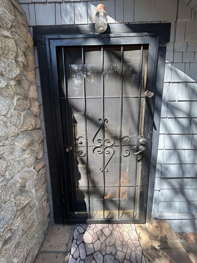 Foto del edificio - 1Bd/1Ba Cabin on .31 Acres for Rent Near Town