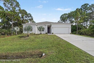 Building Photo - 2241 San Filippo Dr SE