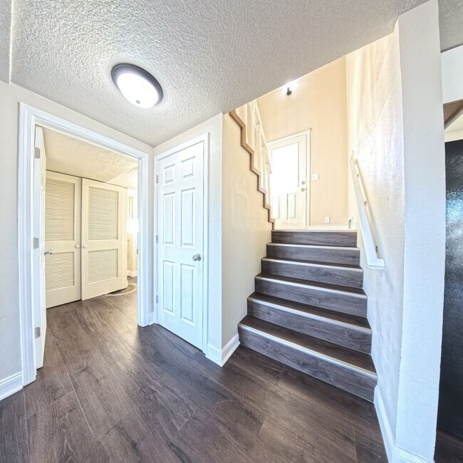 Foto del edificio - Newly updated 3 bedroom 1.5 bathroom-located in Adel