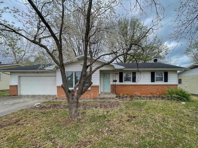 Foto principal - 818 N Patterson Ave