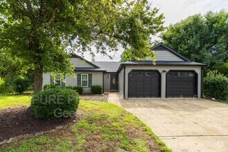 Building Photo - 3107 Waterford Ct